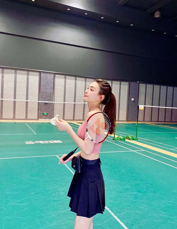 旧金山伴游大学生