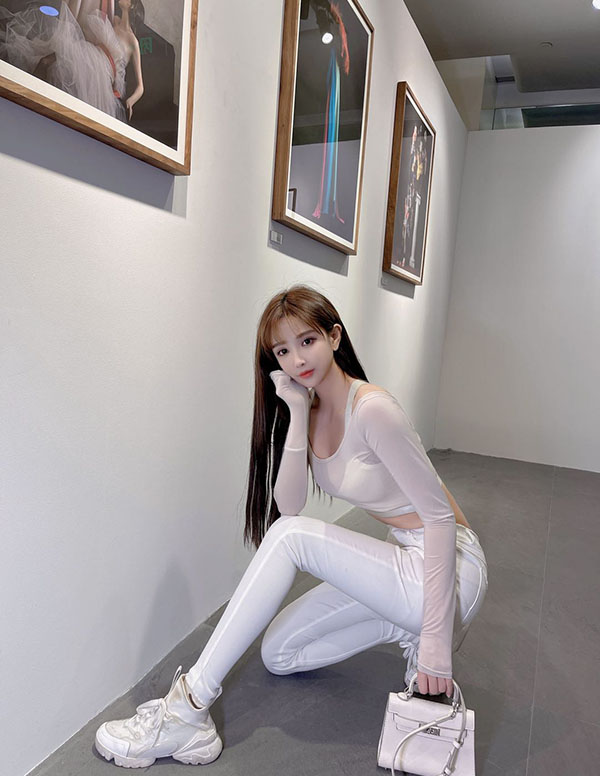 伦敦预约商务模特